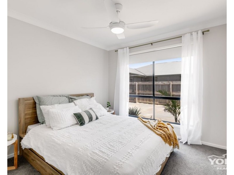 34 Webcke Crescent, Kleinton QLD 4352