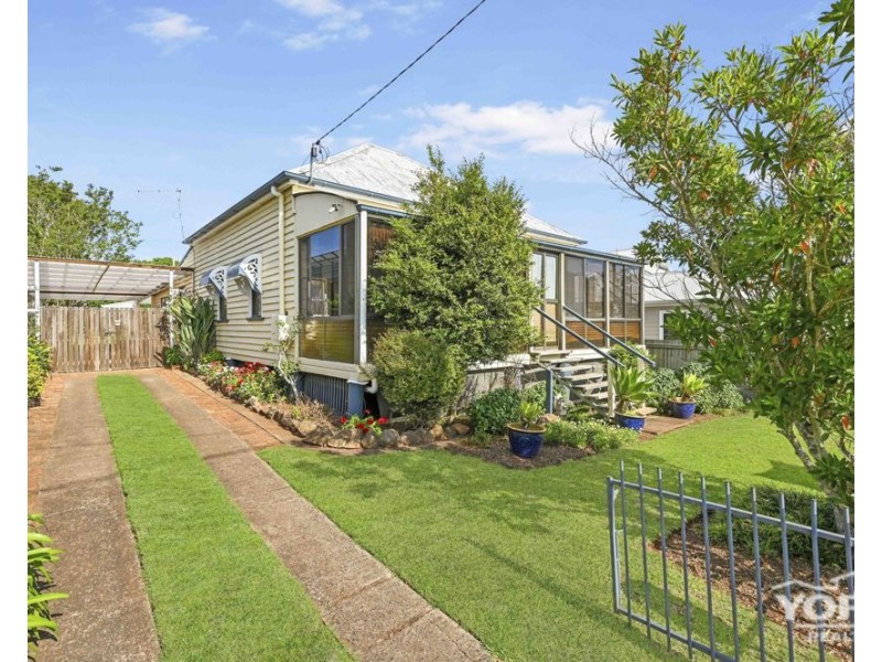 Mount Lofty QLD 4350