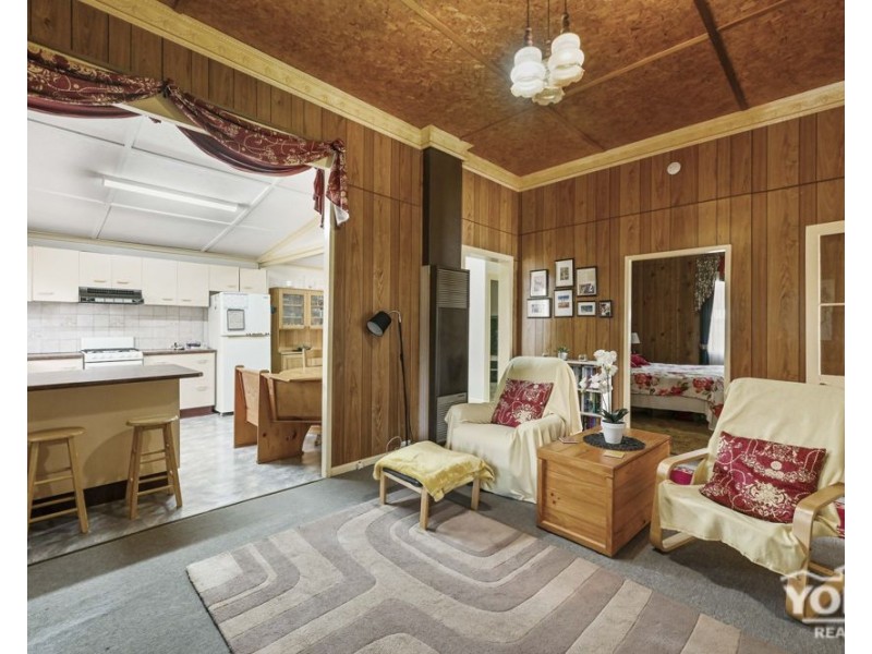 Mount Lofty QLD 4350