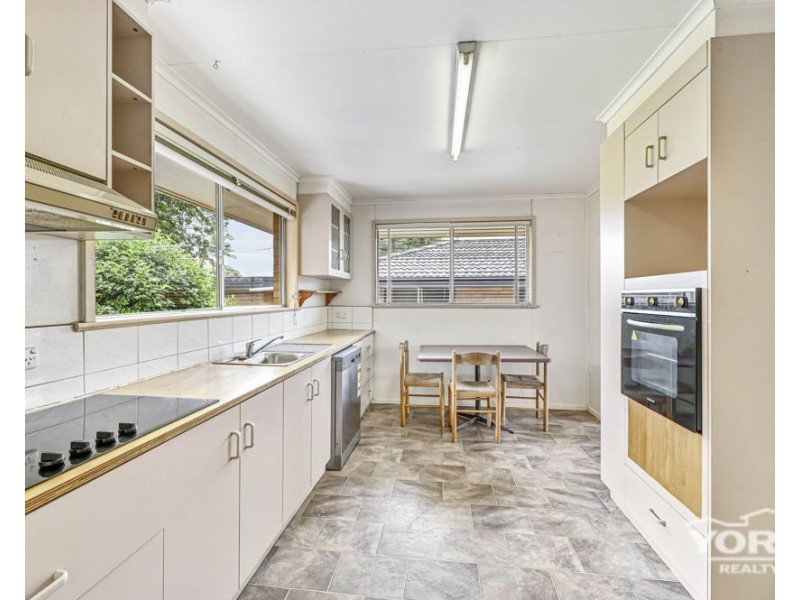 Centenary Heights QLD 4350