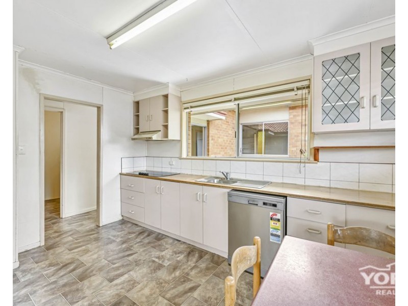 Centenary Heights QLD 4350