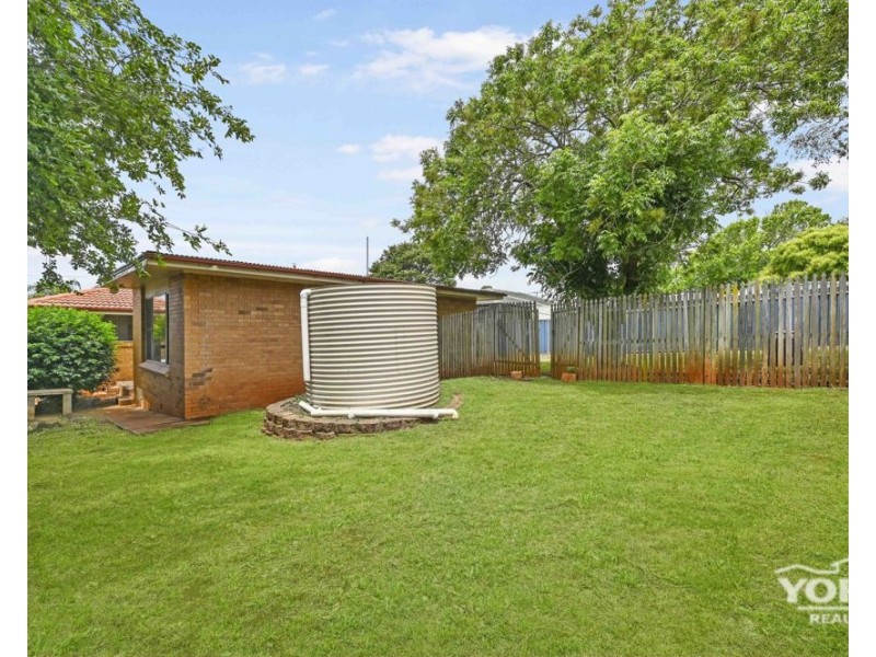 Centenary Heights QLD 4350