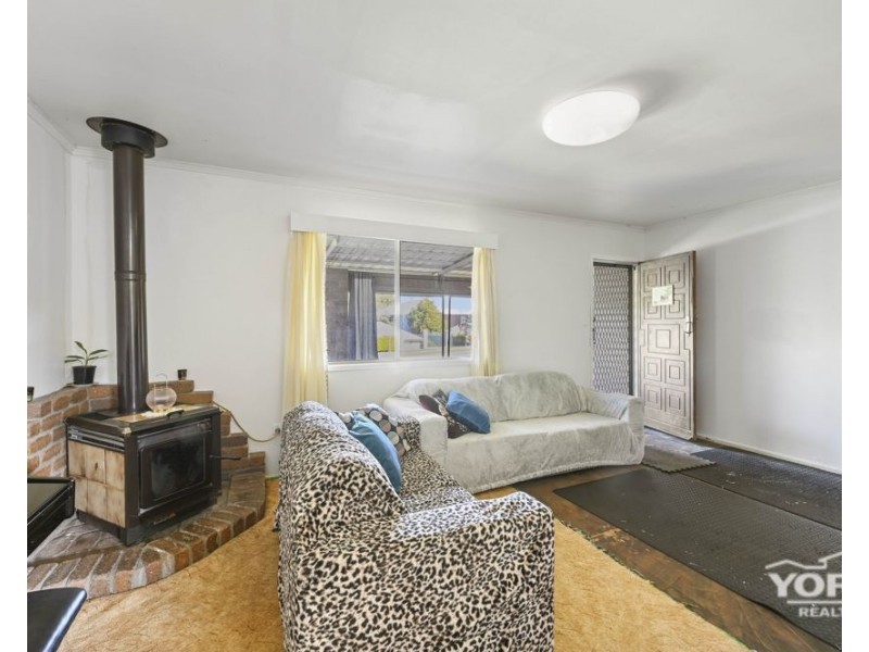 241 Mackenzie Street, Centenary Heights QLD 4350