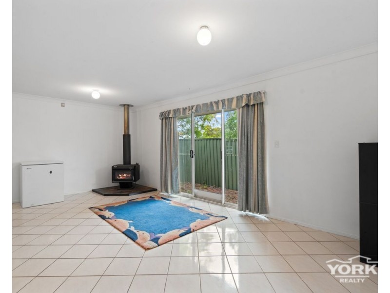 3 Price Close, Redbank Plains QLD 4301