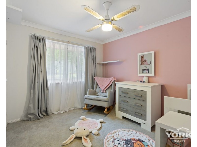 3 Price Close, Redbank Plains QLD 4301