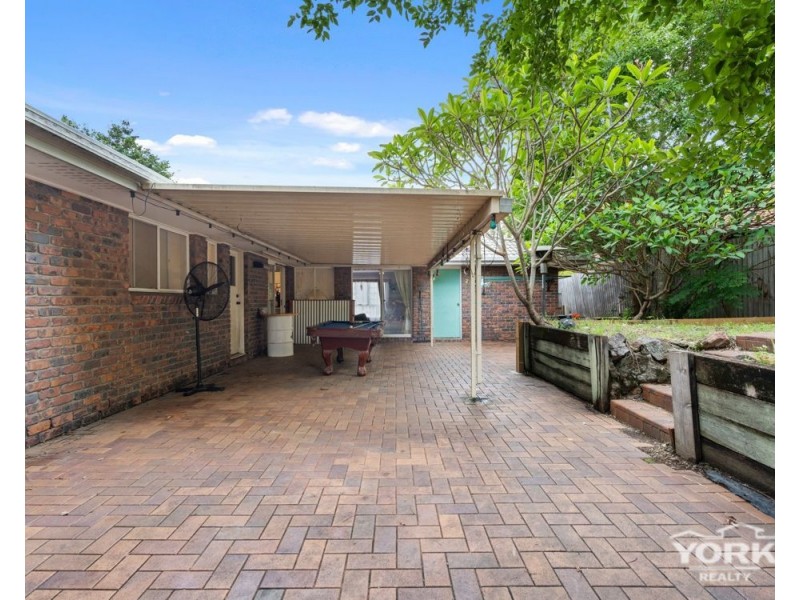 3 Price Close, Redbank Plains QLD 4301