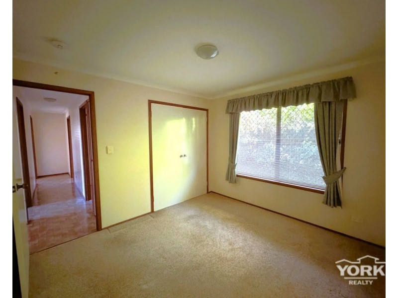 9 Juniper Court, Darling Heights QLD 4350