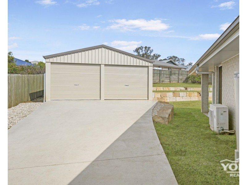 20 Maculan Crescent, Westbrook QLD 4350