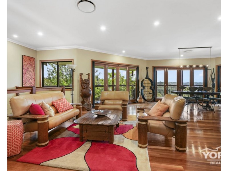 Blue Mountain Heights QLD 4350