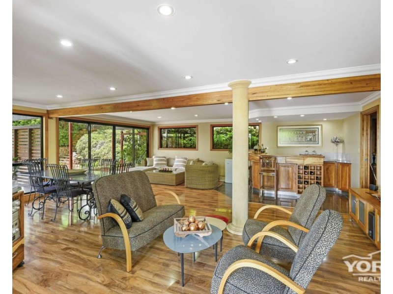 Blue Mountain Heights QLD 4350