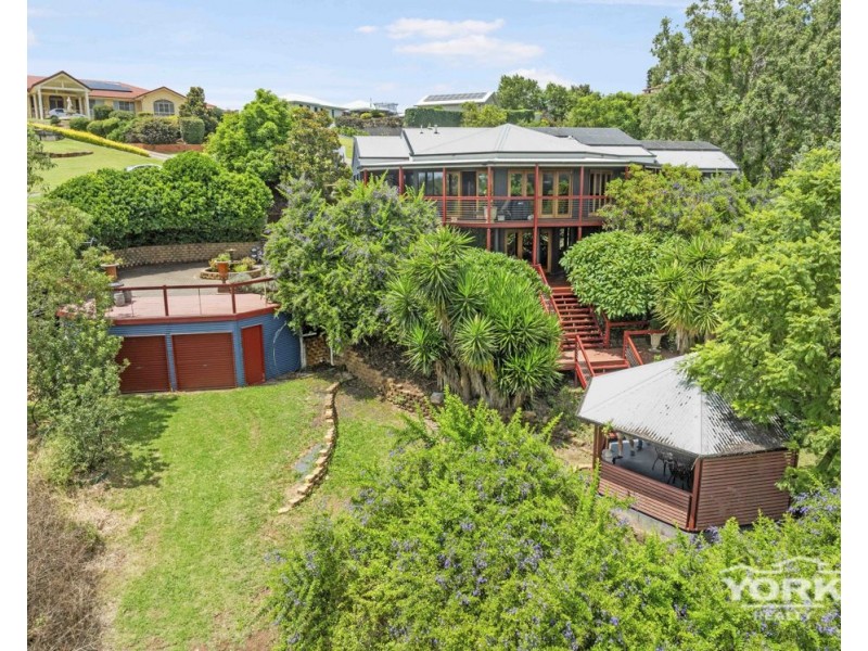 Blue Mountain Heights QLD 4350