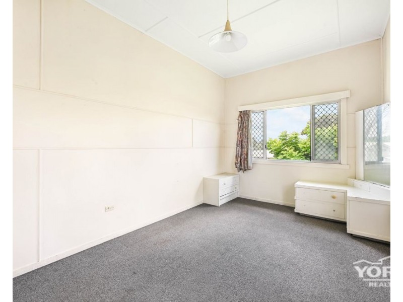 272 Bridge Street, Newtown QLD 4350