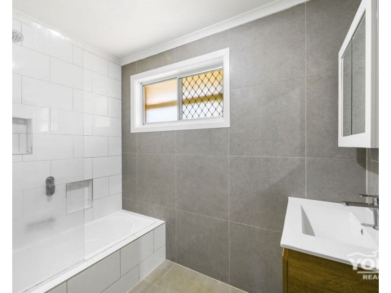40 Router Street, Wilsonton QLD 4350