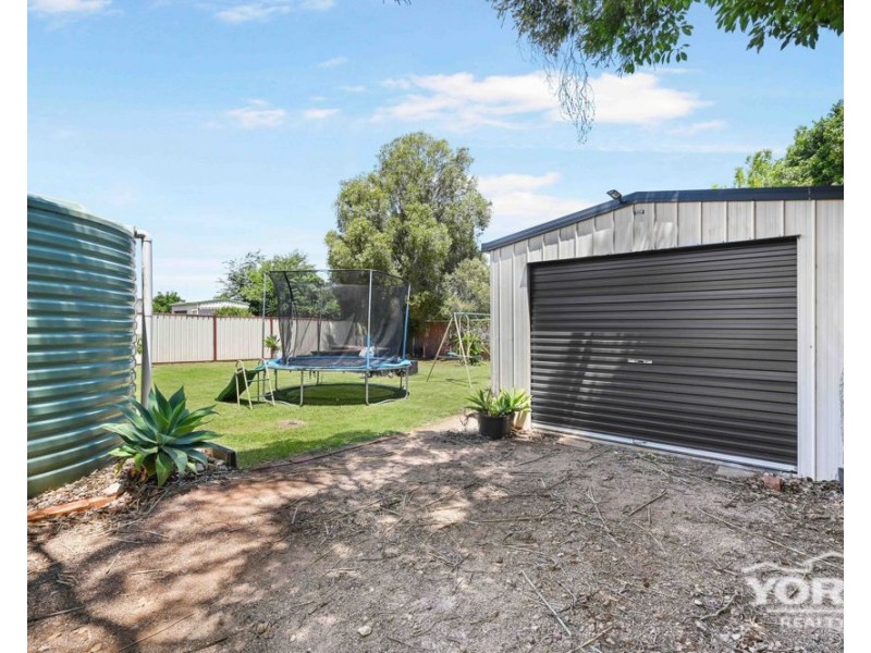 40 Router Street, Wilsonton QLD 4350
