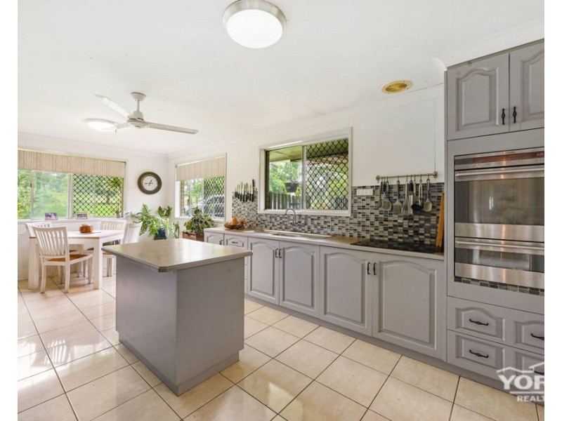 10 Cawdor Drive, Highfields QLD 4352