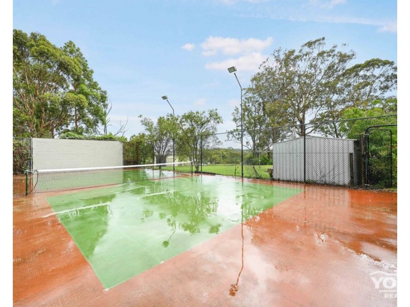 10 Cawdor Drive, Highfields QLD 4352