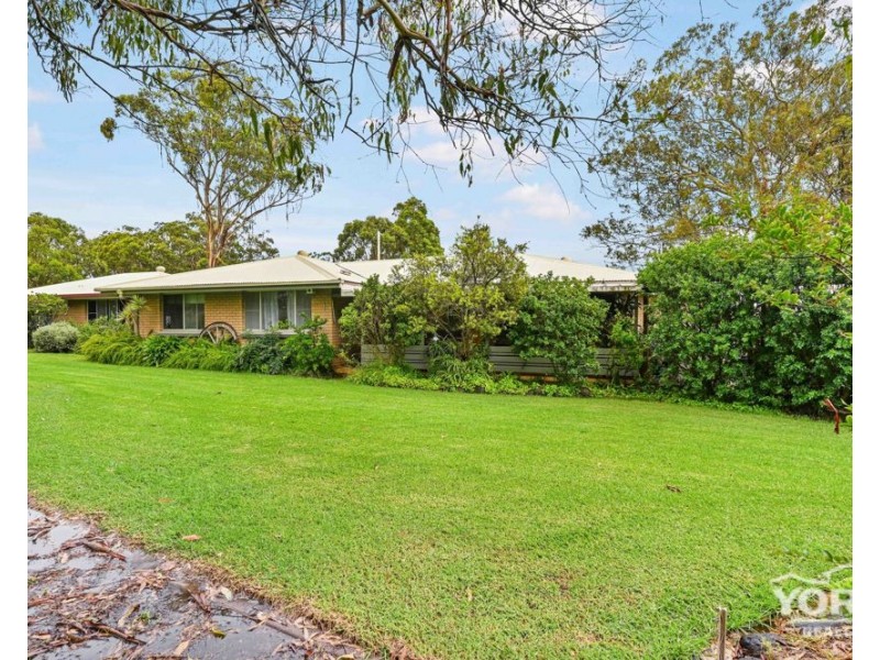 10 Cawdor Drive, Highfields QLD 4352