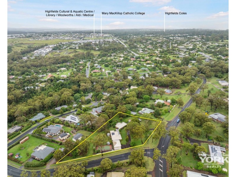 10 Cawdor Drive, Highfields QLD 4352