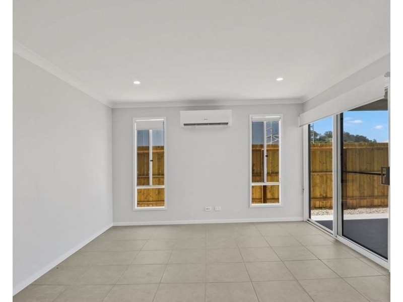 1/134 Cambooya Street, Drayton QLD 4350
