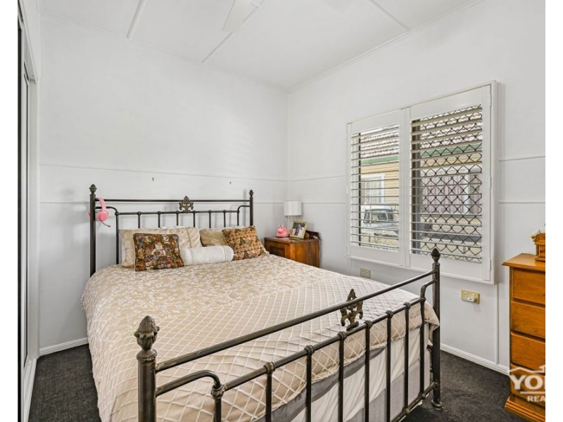 28 Stehn Street, Harristown QLD 4350