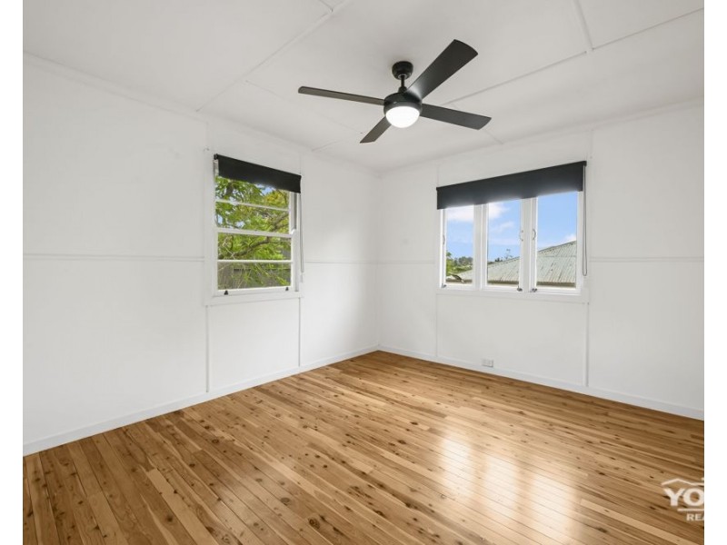 43 Hillview Avenue, Newtown QLD 4350