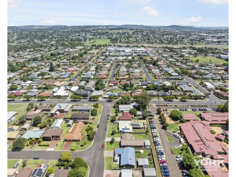 Wilsonton Heights QLD 4350