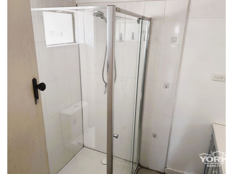 5 Northland Street, Newtown QLD 4350