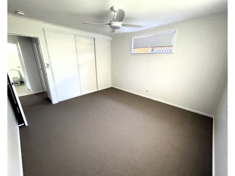 39 Paradise Street, Harristown QLD 4350