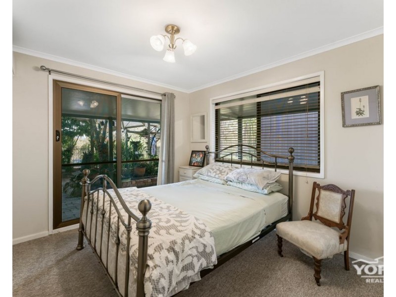 81 Larnook Street, Upper Lockyer QLD 4352