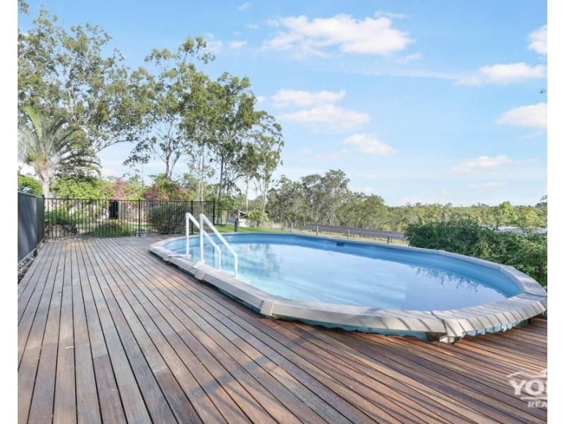 81 Larnook Street, Upper Lockyer QLD 4352