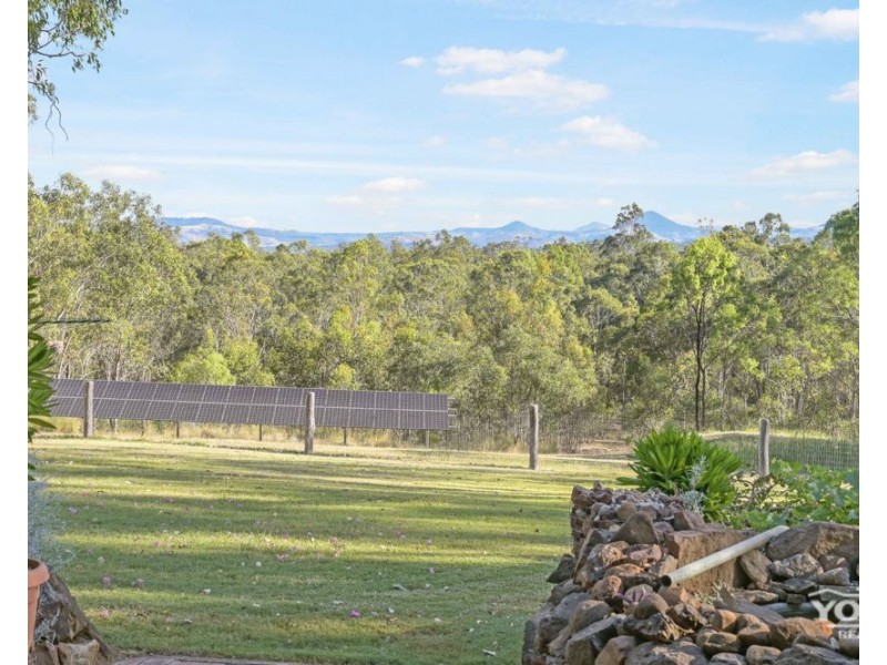 81 Larnook Street, Upper Lockyer QLD 4352