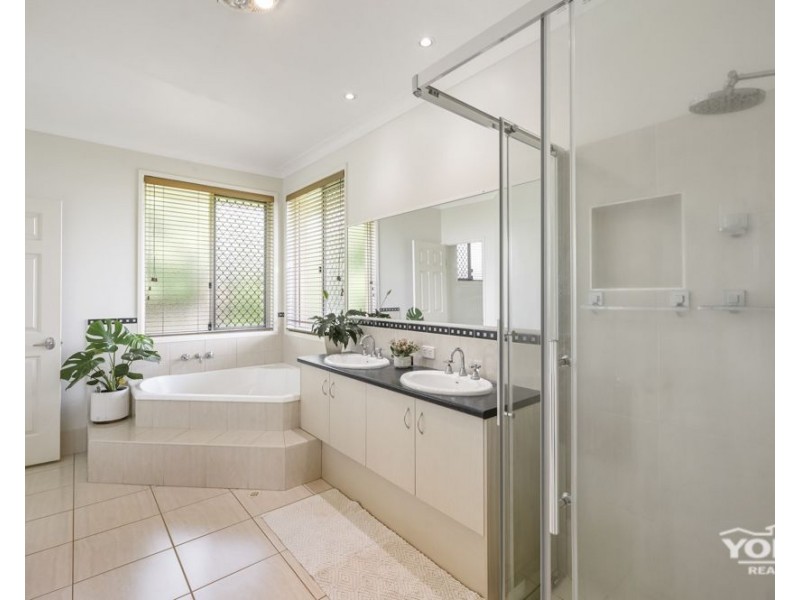 Highfields QLD 4352
