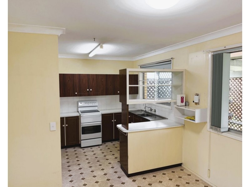 18 Hinton Street, Wilsonton QLD 4350