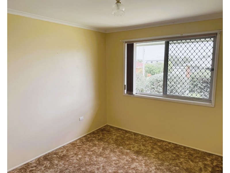 18 Hinton Street, Wilsonton QLD 4350