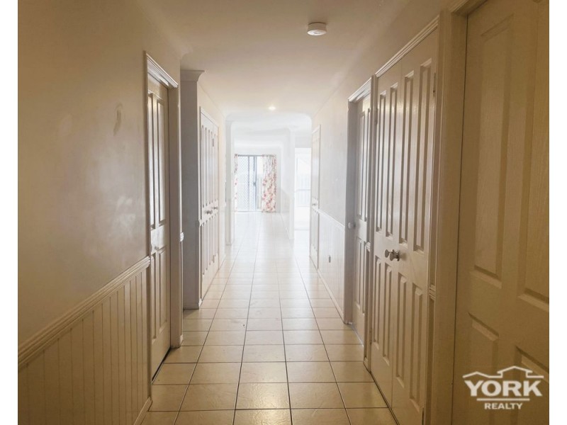 2/6a Ida Street, South Toowoomba QLD 4350