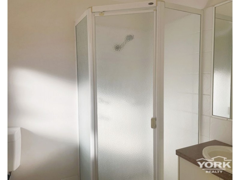 2/6a Ida Street, South Toowoomba QLD 4350