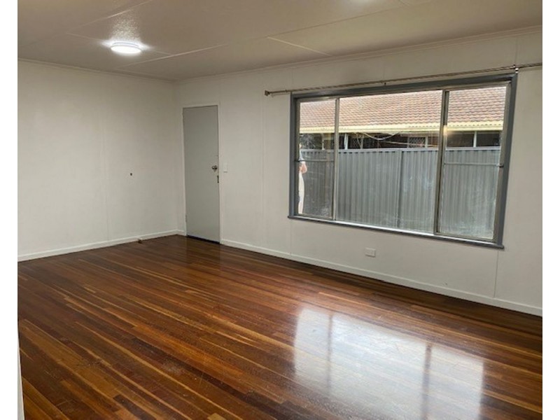 7 Wilfred Street, Harristown QLD 4350