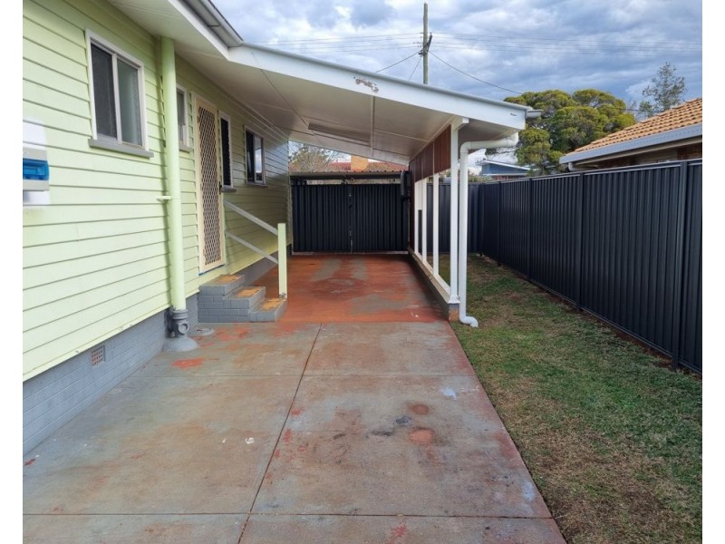 7 Wilfred Street, Harristown QLD 4350