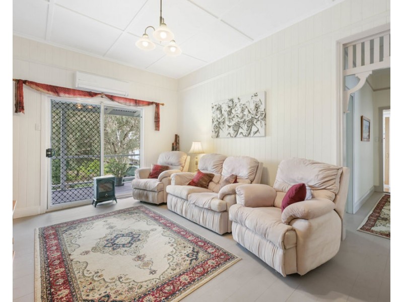 9-11 Bright Street, Wyreema QLD 4352