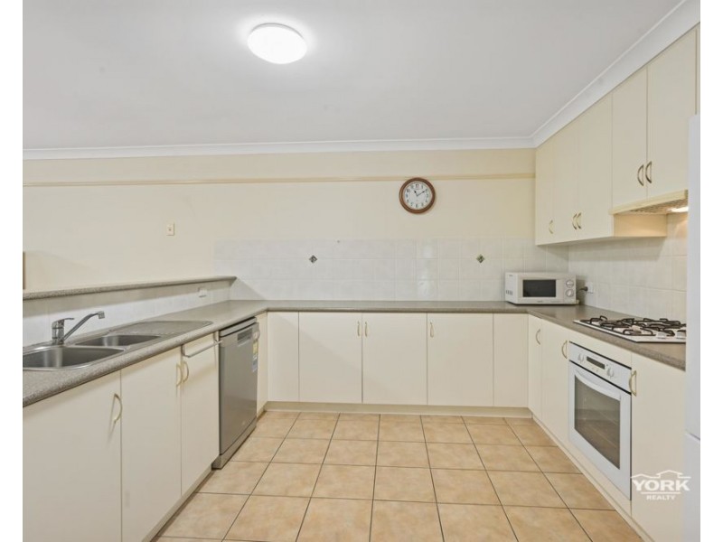 Centenary Heights QLD 4350
