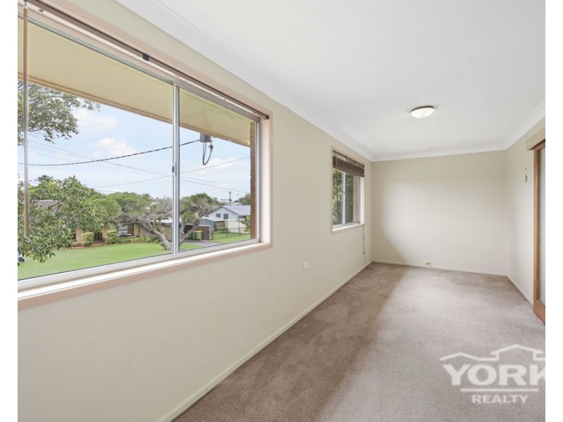 32 McFarlane Street, Wilsonton QLD 4350
