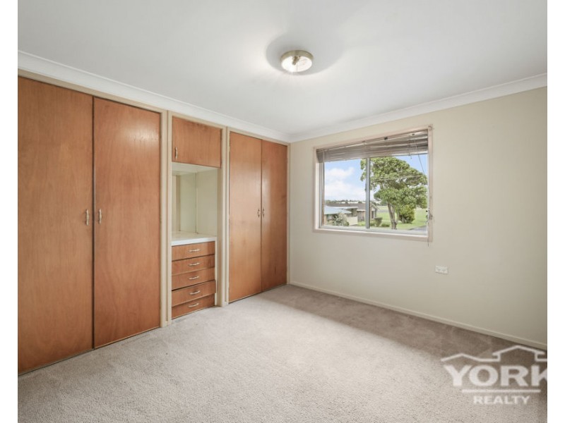 32 McFarlane Street, Wilsonton QLD 4350
