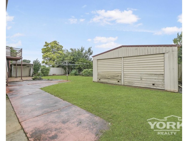 32 McFarlane Street, Wilsonton QLD 4350