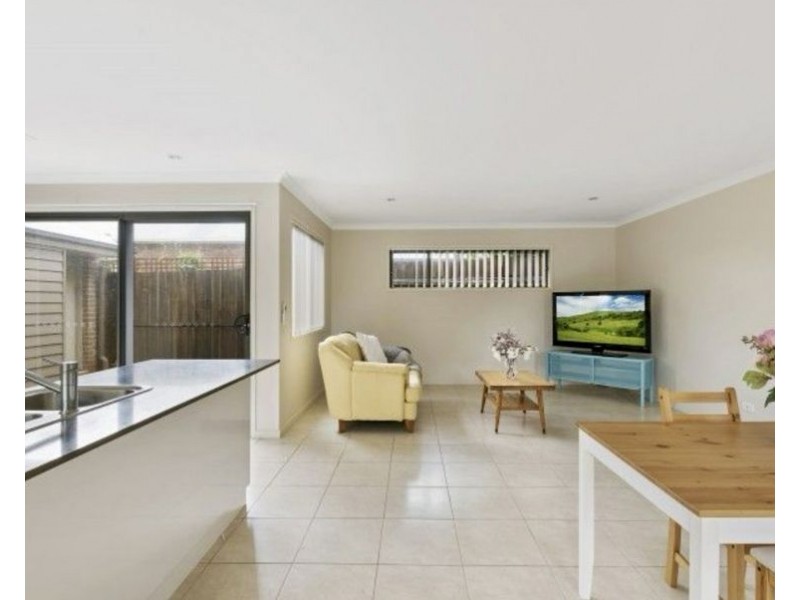 2/128a James Street, Toowoomba City QLD 4350