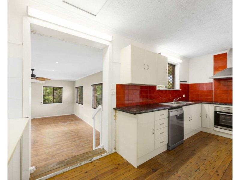 Centenary Heights QLD 4350