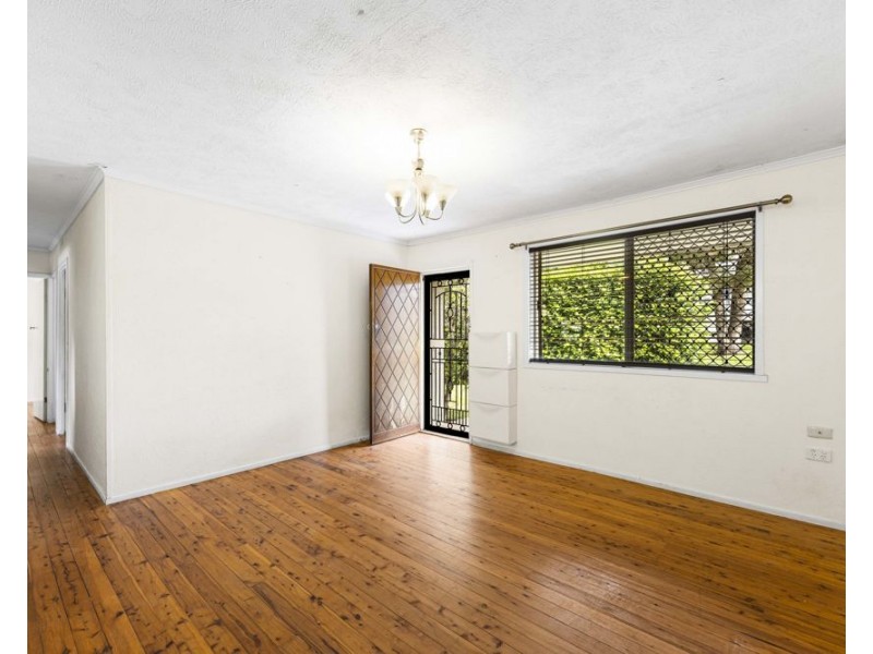 Centenary Heights QLD 4350