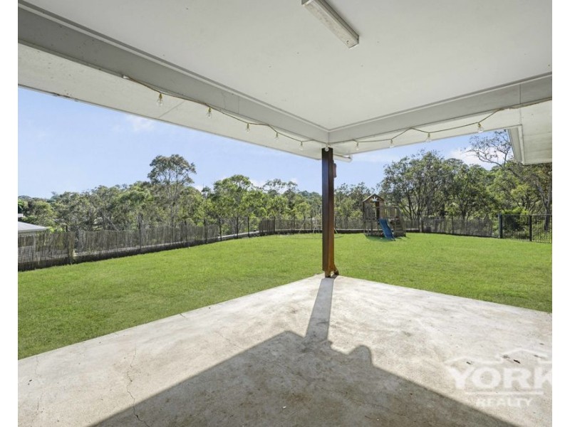 7 Lydia Place, Top Camp QLD 4350