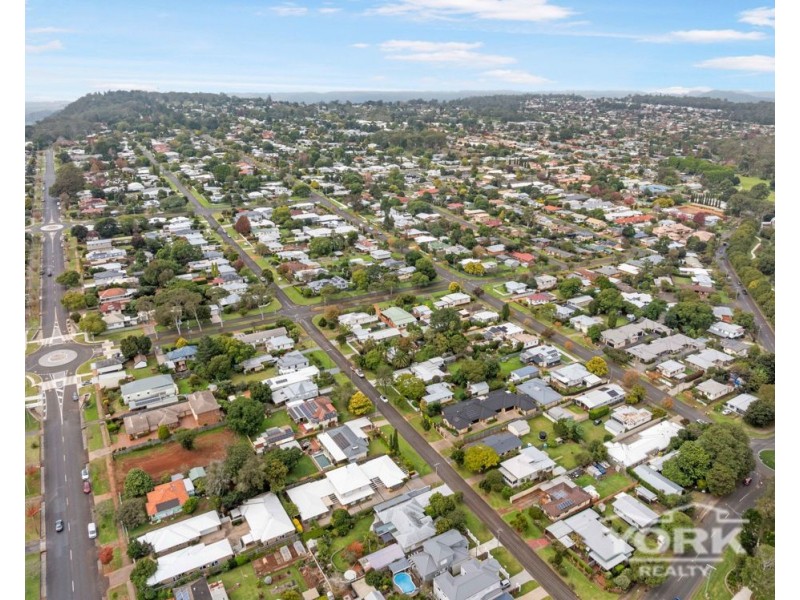 2/67 Drummond Street, Rangeville QLD 4350