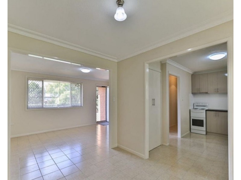101 West Street, Newtown QLD 4350