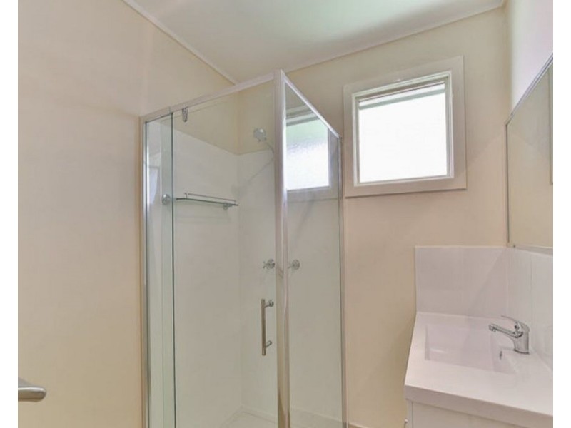 101 West Street, Newtown QLD 4350